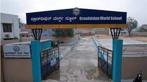 broadwide world school